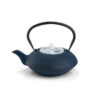 Żeliwny dzbanek Yantai 1,2L - granatowy | Bredemeijer, emaliowane wnętrze, porcelanowa pokrywka, filtr do parzenia herbaty. Doskonały wybór dla miłośników aromatycznych naparów.