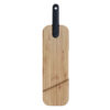 Zdjęcie przedstawia deskę kuchenną Artu Black / Trebonn z elegancko schowanym wewnątrz nożem. Deska wykonana jest z bambusa, a rękojeść noża jest utrzymana w czarnym kolorze, dodając mu wyrafinowanego charakteru. Praktyczne i stylowe rozwiązanie dla każdego kucharza." Regenerate response